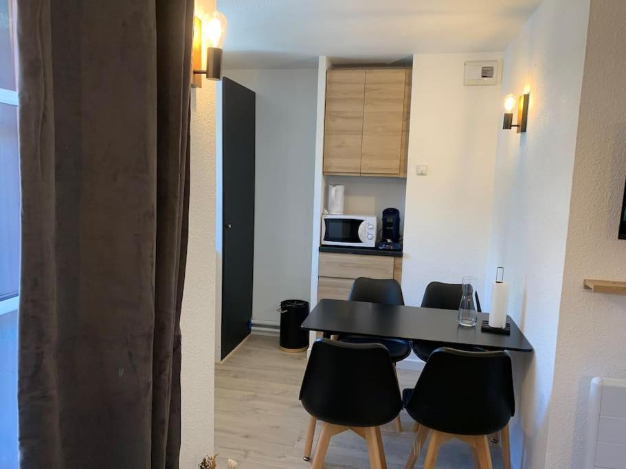 "La Cle Doree" Appartement Balcon Ensoleille Vue Montagne Wifi 코트레 외부 사진
