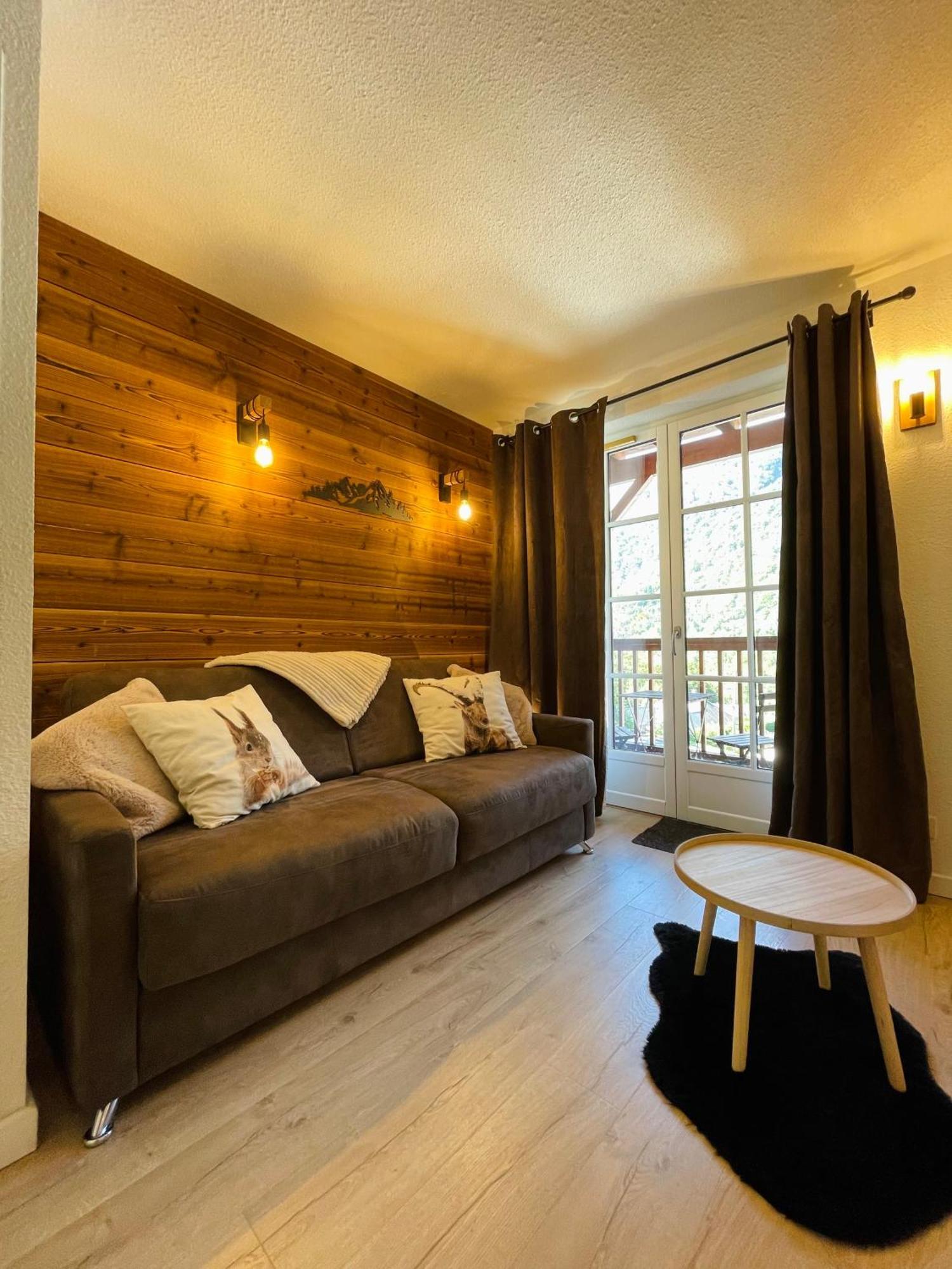 "La Cle Doree" Appartement Balcon Ensoleille Vue Montagne Wifi 코트레 외부 사진